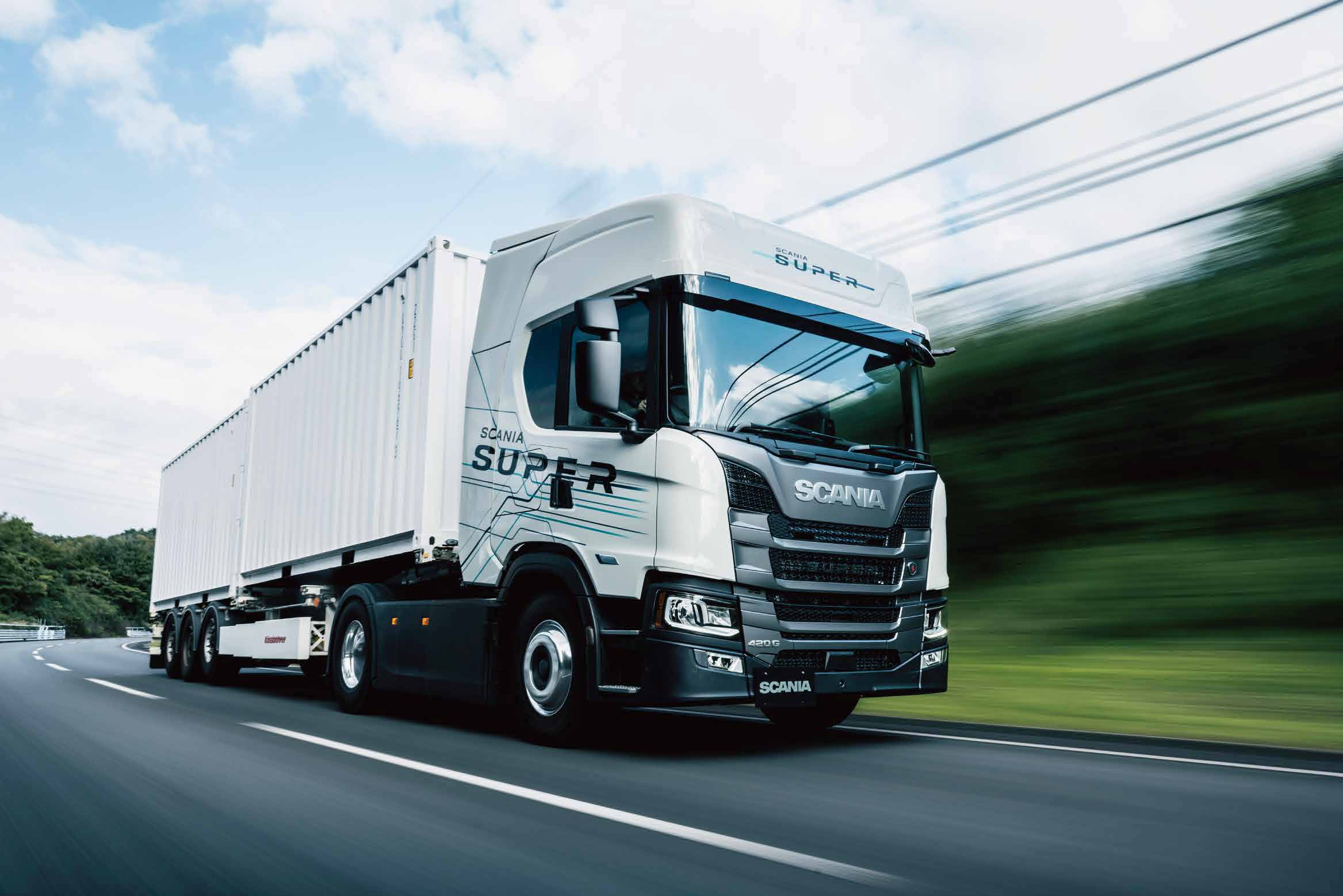 スカニア SUPER 存在感